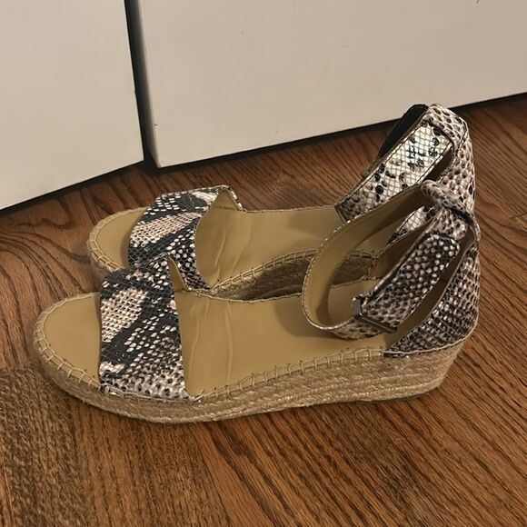 Franco Sarto Snake Print Espadrille Size 8 - Picture 3 of 5